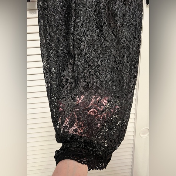NWT Candie’s Black Shimmer Lace Column Fitted Cocktail Dress Size X-Small - Picture 3 of 10